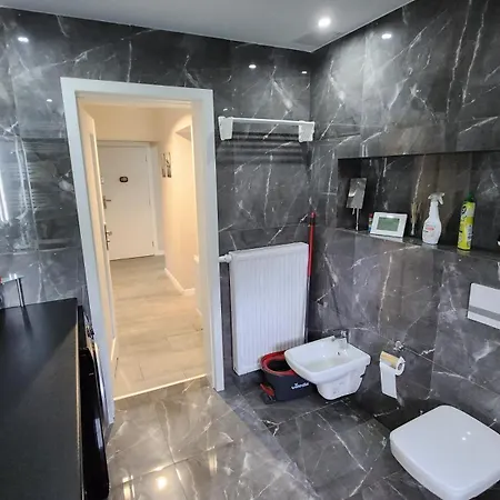 Apartament *